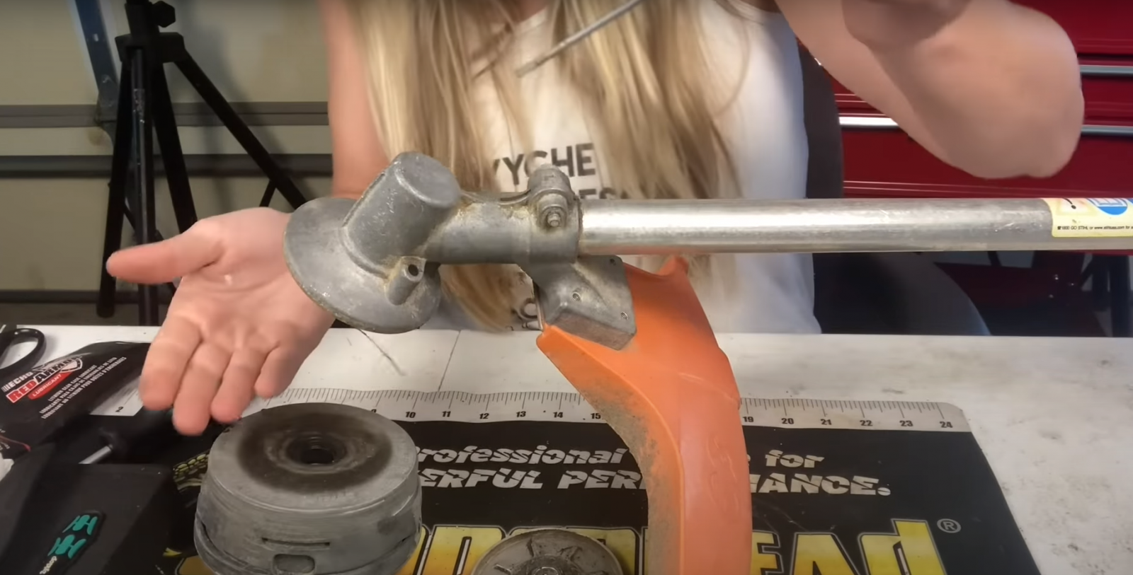Stihl Trimmer Head Won’t Come Off: How to Fix? - GardenProfy
