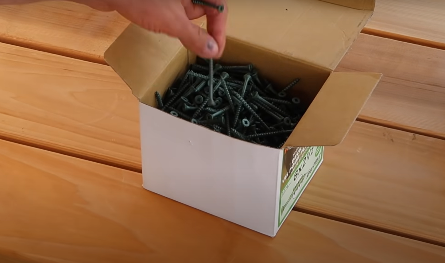 Vinyl vs. Wood Shed What’s the Difference? GardenProfy